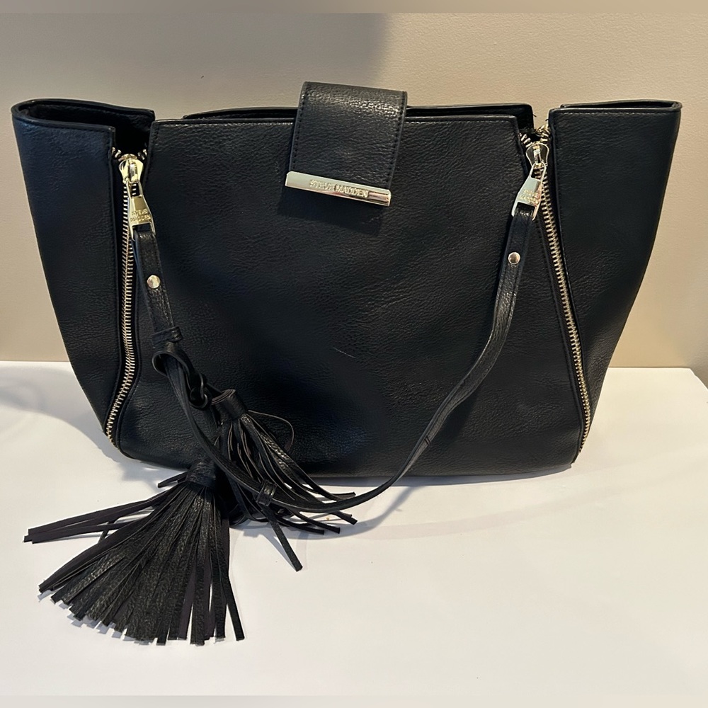 Steve Madden Large Black Vegan Leather Shoulder Bag